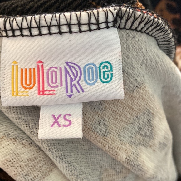 LuLaroe Geometric Cassie Skirt NEW NWT XS Extra Small Black Brown Red Blue - Picture 8 of 8